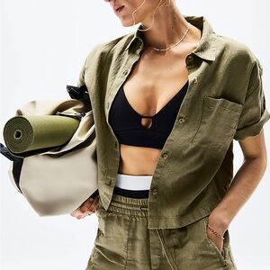 Linen short sleeved top - ideal from day to evening